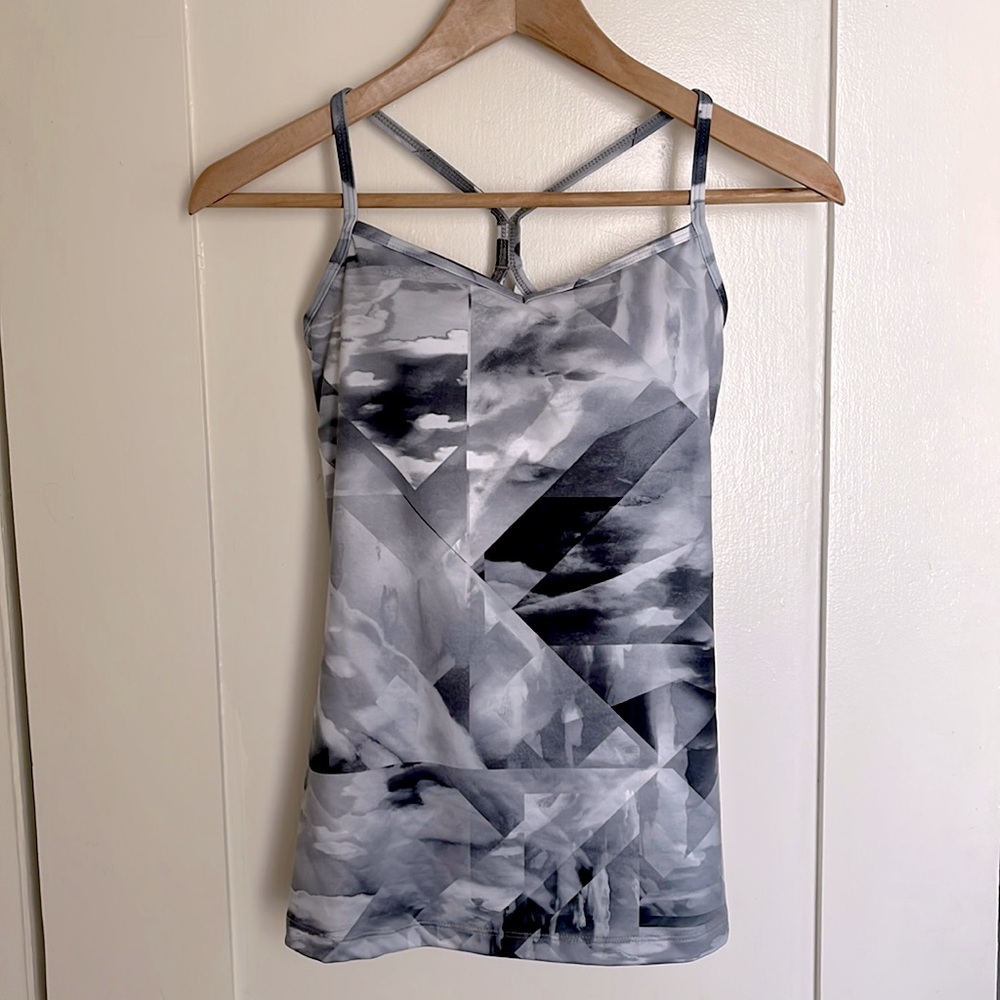 Lucy Yoga Exercise Top Womens XS - NWOT